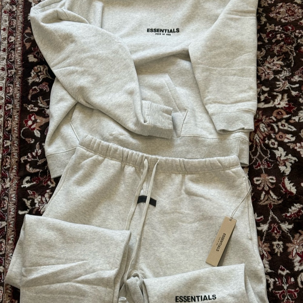 Essentials Light oatmeal  Set